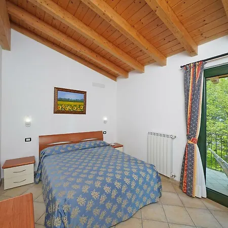 Cepo Apartmán *